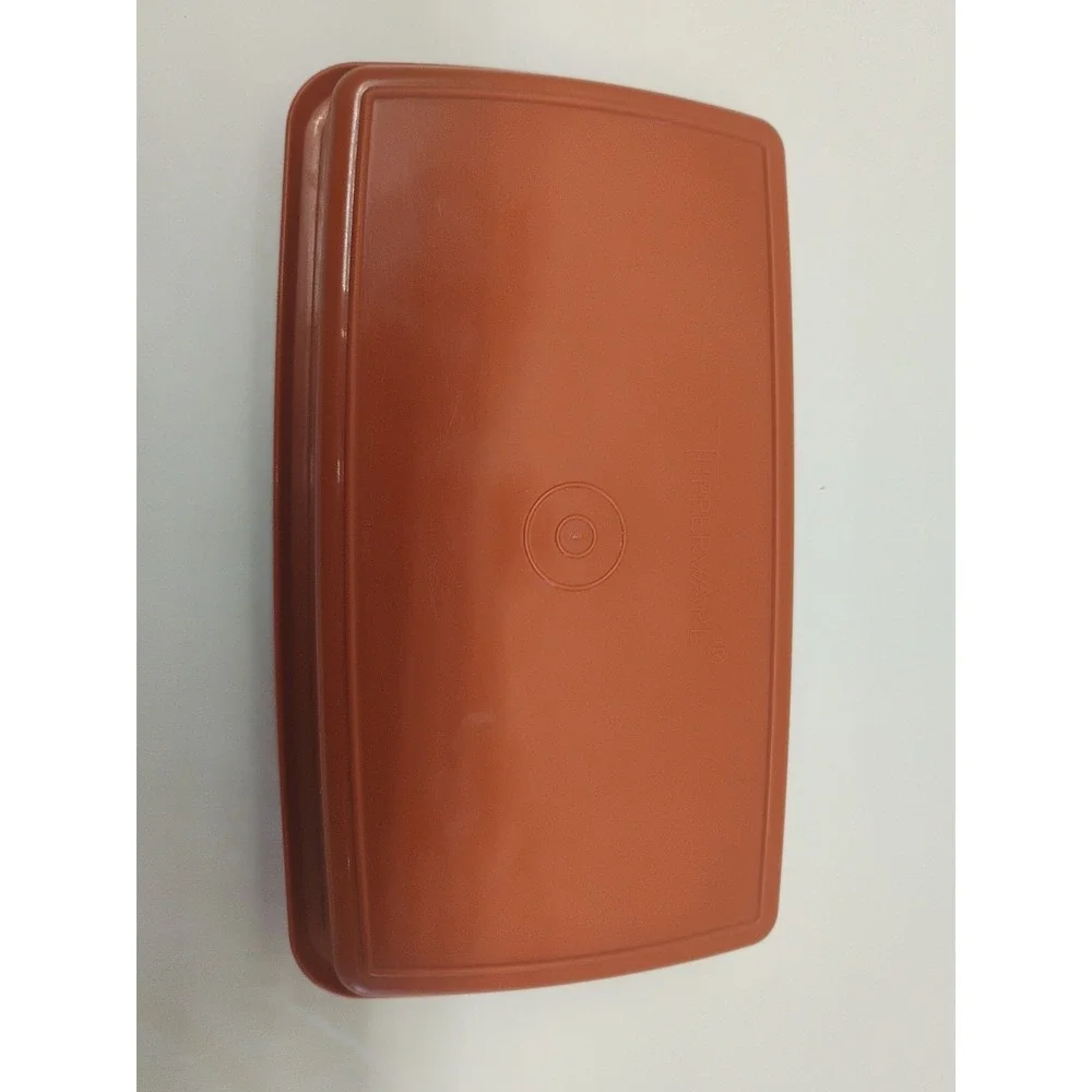 Tupperware 816 12